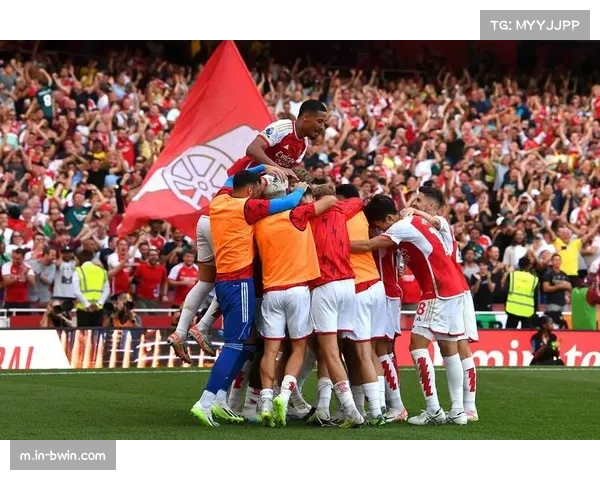 英超冠军争夺加剧 阿森纳与利物浦领跑激烈竞争