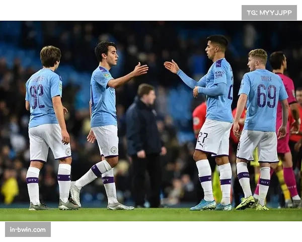 阿尔克马尔四连胜势头正盛 紧追积分榜前两名